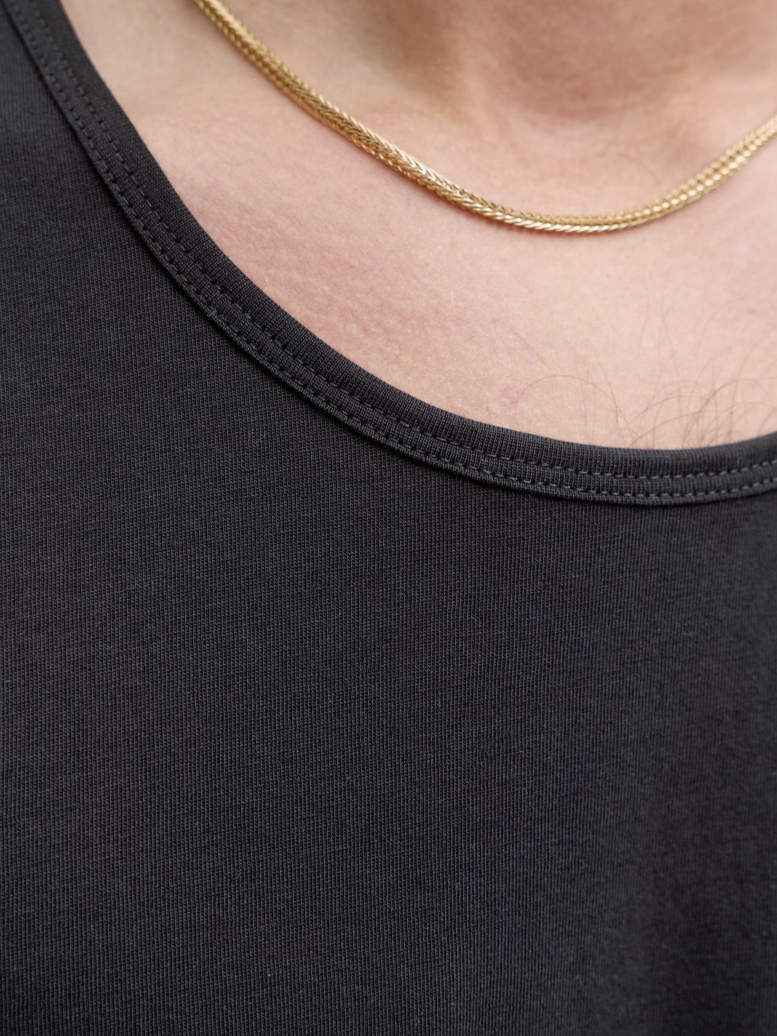 model_shot-detail
